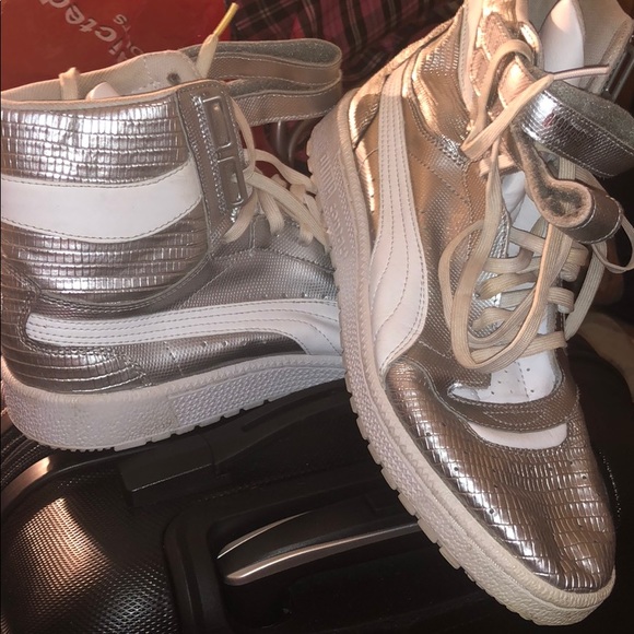 Sliver lining - Picture 2 of 2